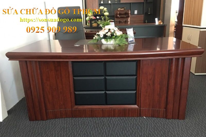 tháo lắp bàn giám đốc TP Biên Hoà