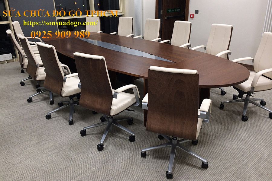 tháo lắp bàn họp huyện Bình Chánh