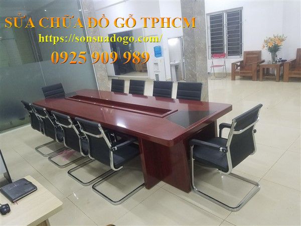 tháo lắp bàn họp quận 6