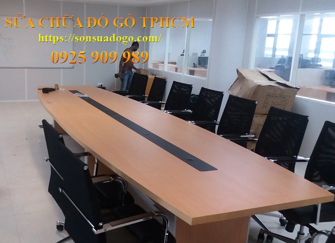 tháo lắp bàn họp quận 7