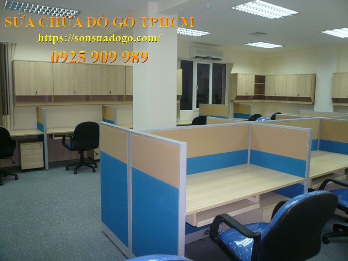 Tháo lắp bàn làm việc phường Chợ Quán