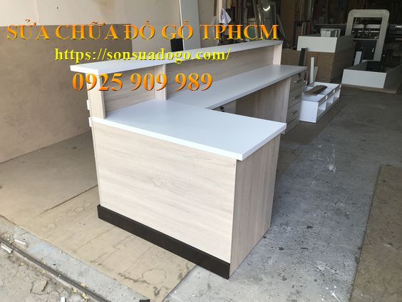 tháo lắp bàn lễ tân huyện Bình Chánh