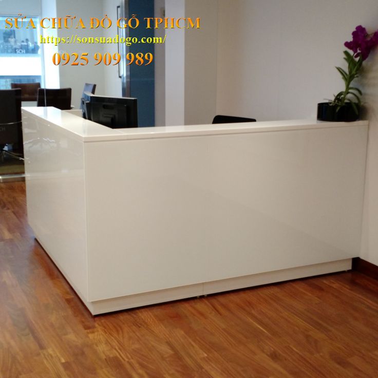 tháo lắp bàn lễ tân tp Biên Hoà