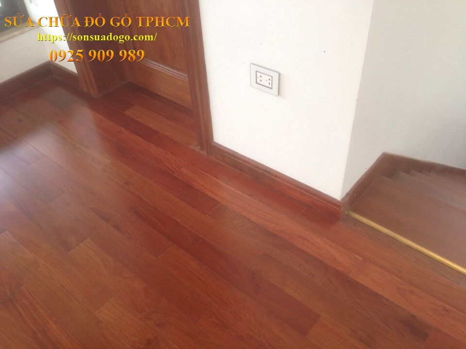 Thợ sửa kệ gỗ tại nhà phường Bình Phú