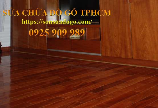 Thợ sửa kệ gỗ tại nhà phường Thông Tây Hội