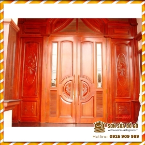 SƠN LẠI CỬA CỔNG QUẬN 7