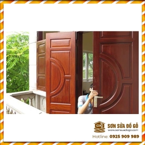 SƠN LẠI CỬA CỔNG QUẬN 9