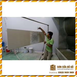 SƠN LẠI ĐỒ GỖ QUẬN 5